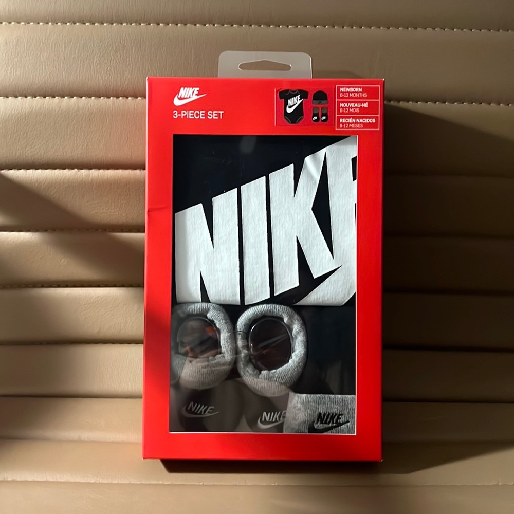 Nike Newborn 3-Piece Set